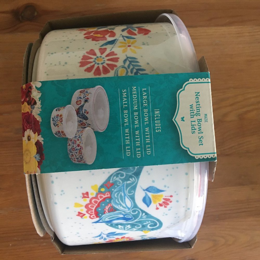 NWT Rae Dunn Pioneer woman Stoneware Bowls with Lids